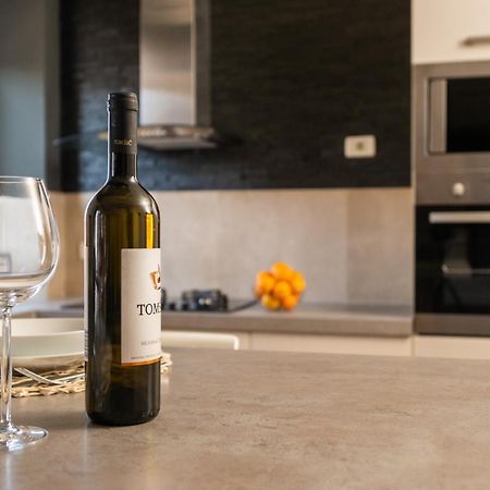 Appartamento Amala Pola Esterno foto